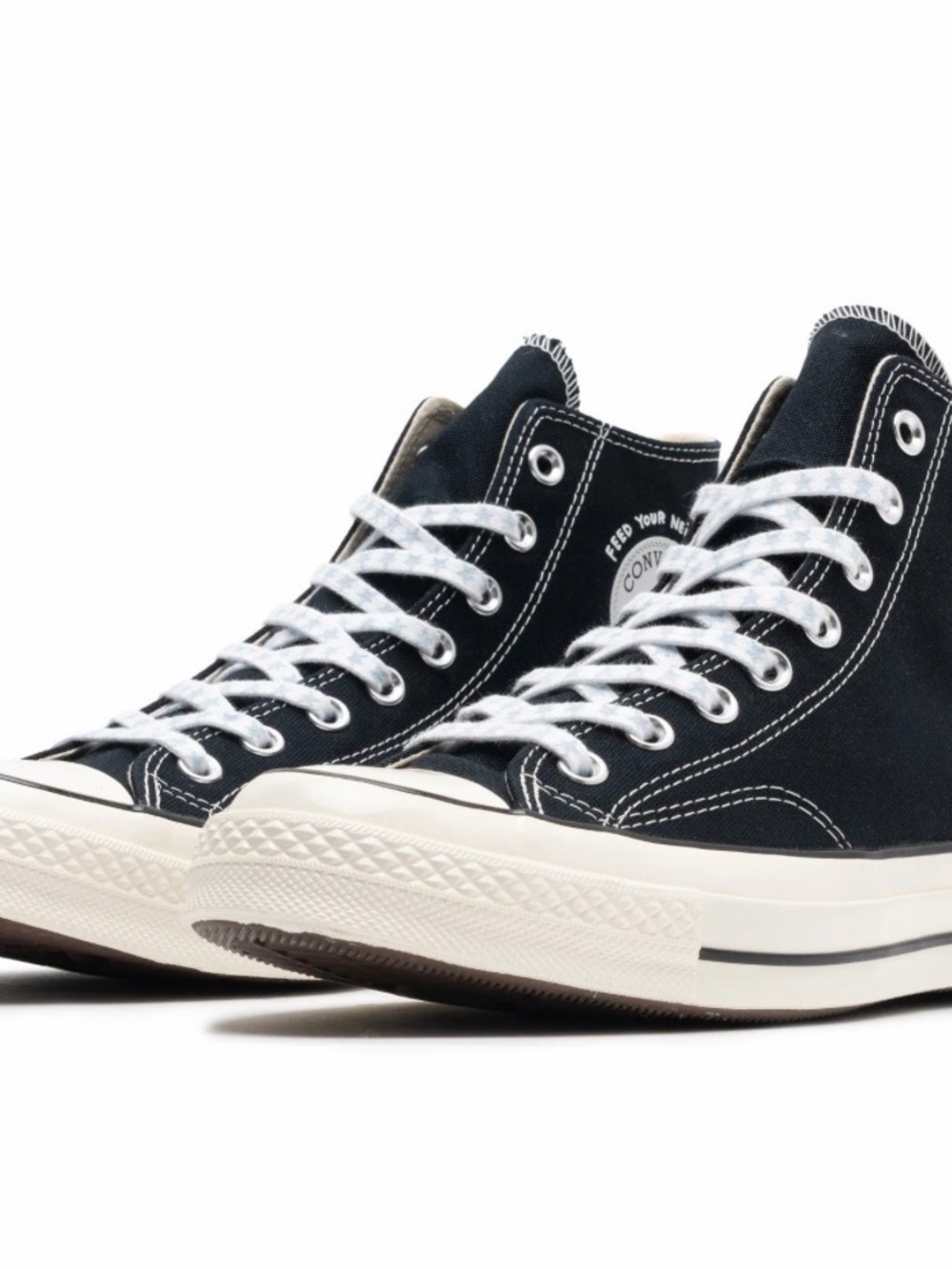 Converse sky high farm strawberry moon ‘70